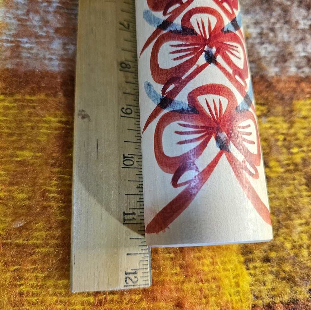 Handcrafted Signed Kokeshi Doll with Red Floral Design - Picture 5 of 5